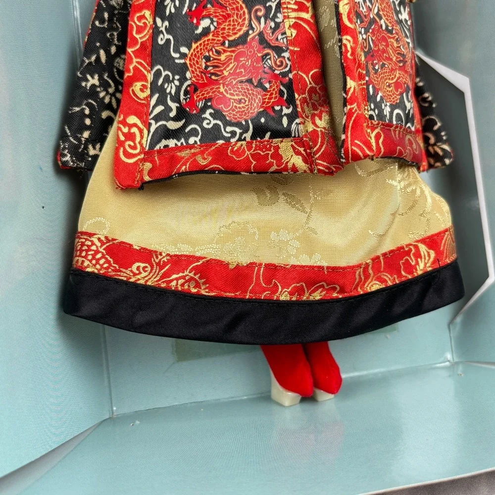 1996 Barbie Great Eras‎ Chinese Empress Collector Edition Doll w Box 16708